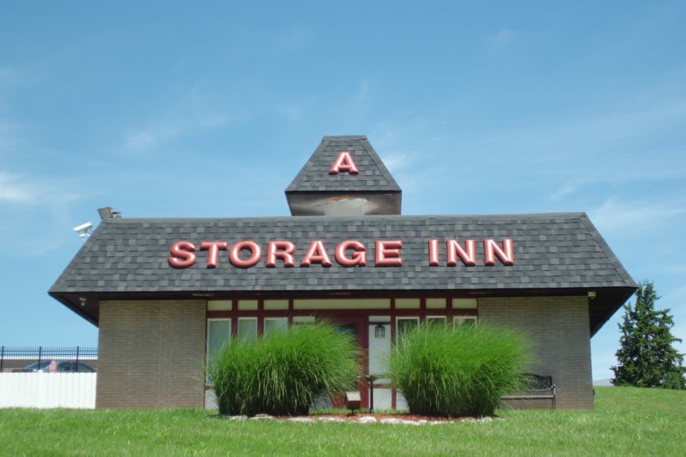 Self Storage Ellisville Missouri In West County A Inn Exterior View At A Storage Inn Ellisville