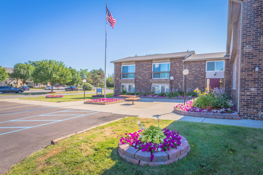 Ypsilanti, MI Apartments for Rent Chestnut Lake