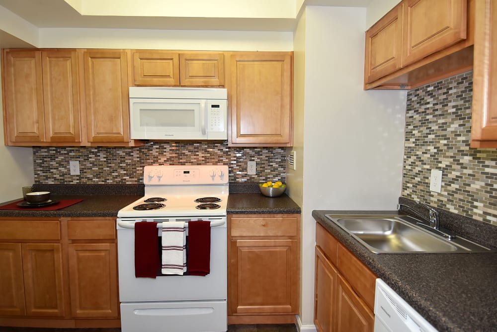 Kitchen at Lighthouse at Twin Lakes Apartment Homes in Beltsville, Maryland