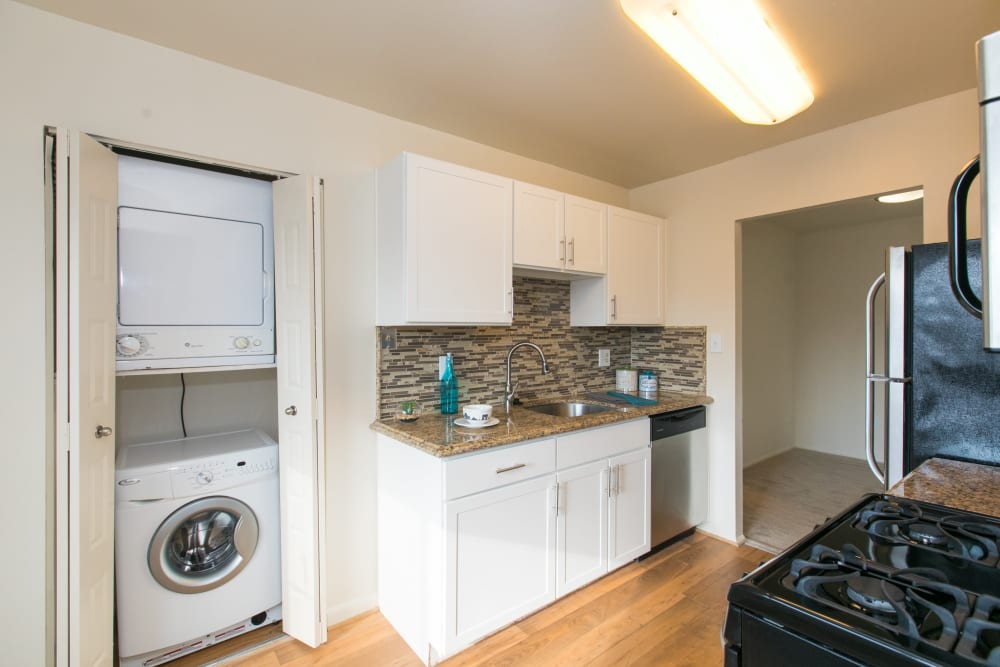Enjoy Apartments with Washer/Dryers at Chesapeake Glen Apartment Homes in Glen Burnie, Maryland
