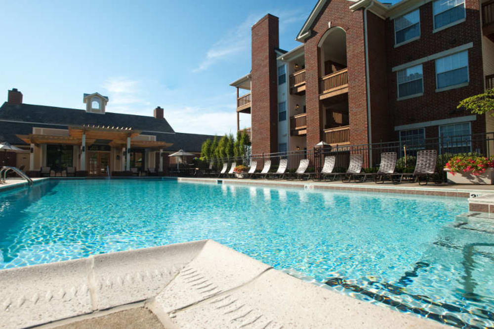 Swimming pool at Beaumont Farms Apartments in Lexington, Kentucky