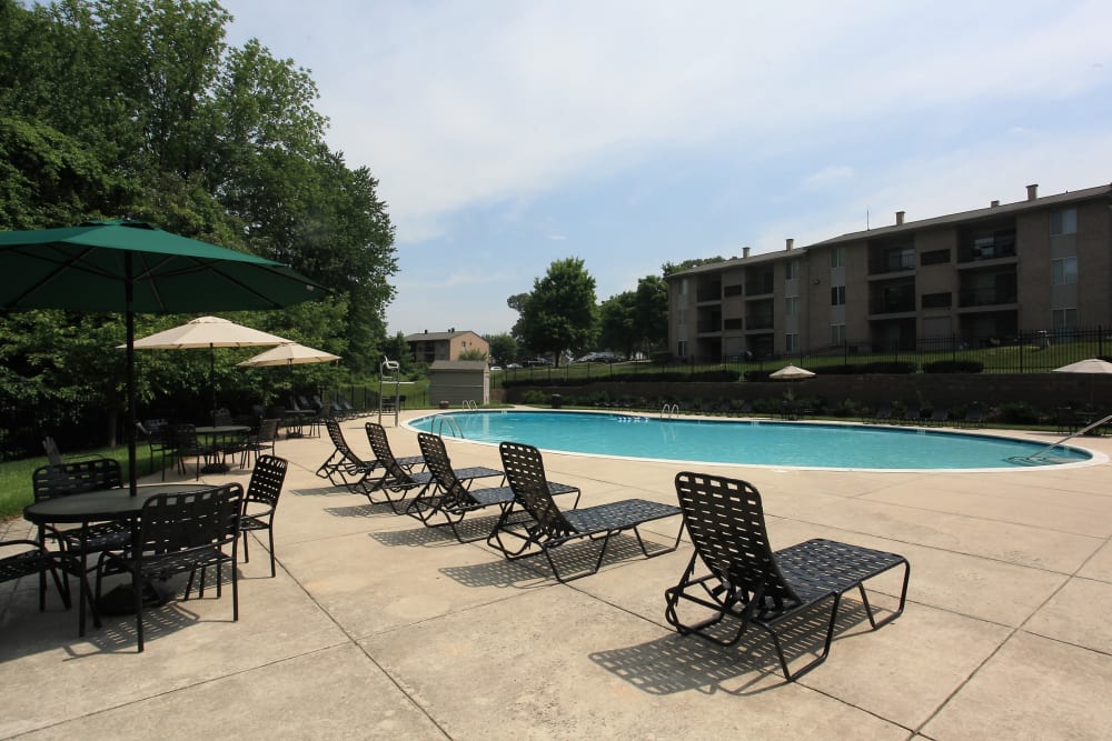 Swimming pool at Quail Hollow Apartment Homes in Glen Burnie, Maryland