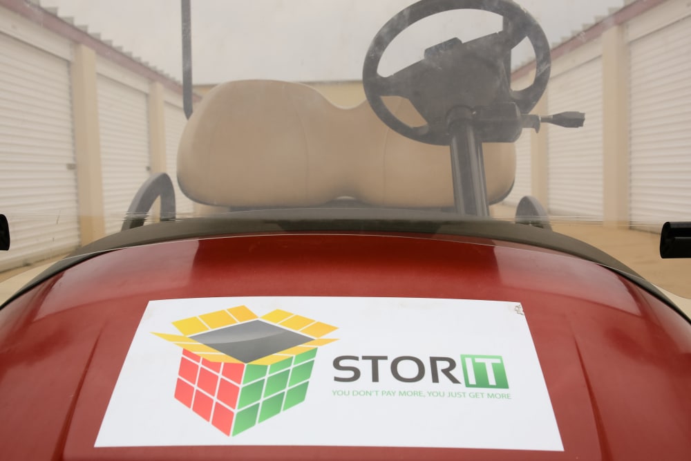 Self Storage Units Park Plaza Visalia Ca Stor It Self Storage