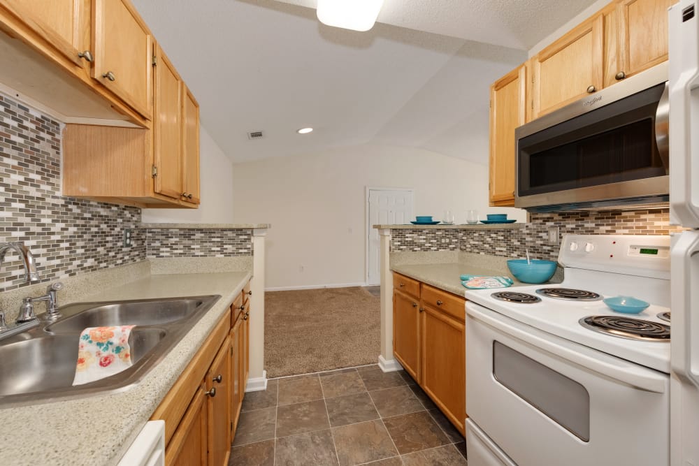 Kitchen at Forest Oaks Apartment Homes in Rock Hill, South Carolina