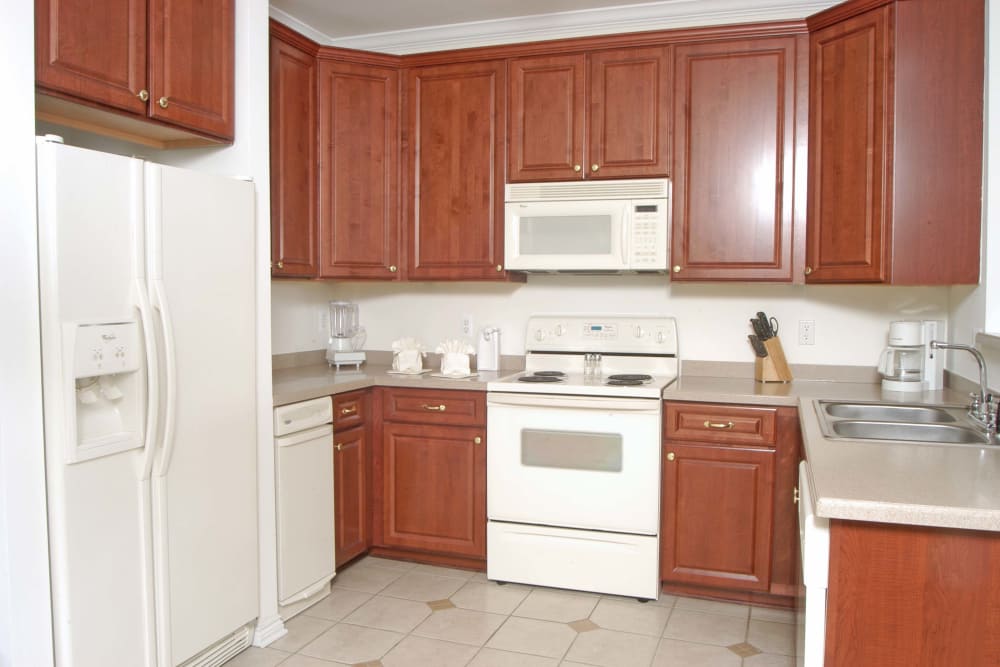 Well equipped kitchen at CiderMill Village apartments