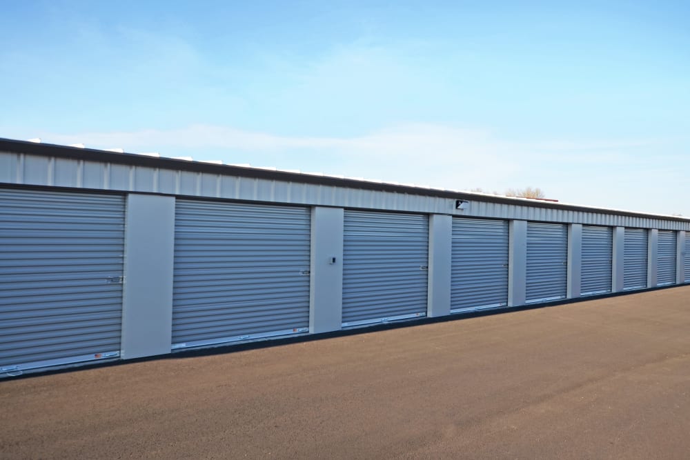Exterior storage units at Oregon RV & Storage in Hubbard, Oregon