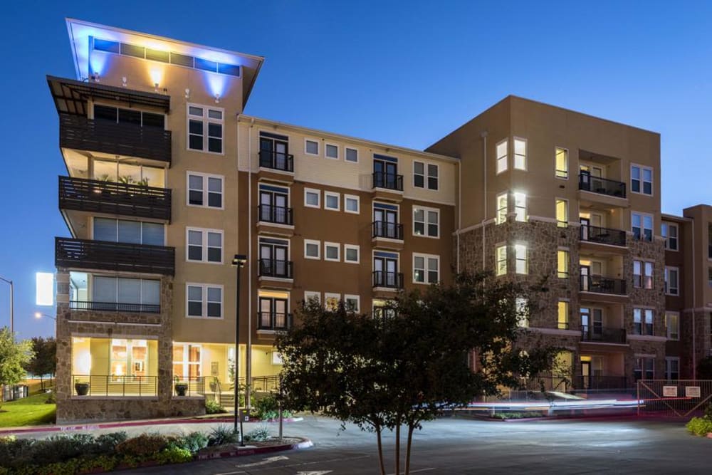 Exterior of 4000 Hulen in Fort Worth, TX