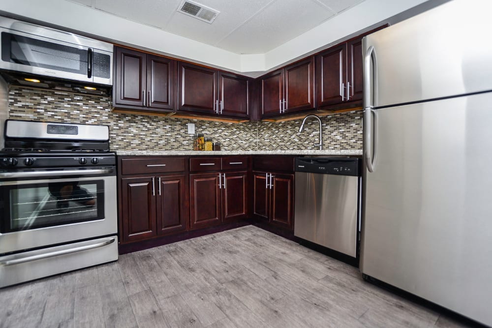 Well equipped kitchen at The Village of Chartleytowne Apartments & Townhomes