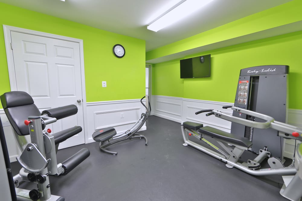 Briarwood Place Apartment Homes offers a fitness center in Laurel, Maryland