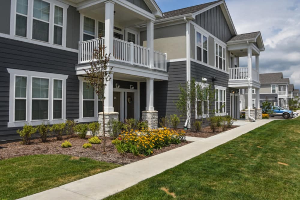 South Elgin, IL Luxury Apartments for Rent Springs at South Elgin