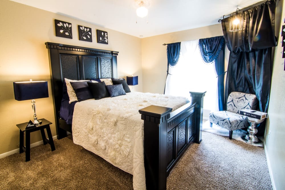Apartments in Downtown Humble, TX | Bender Hollow Apartments