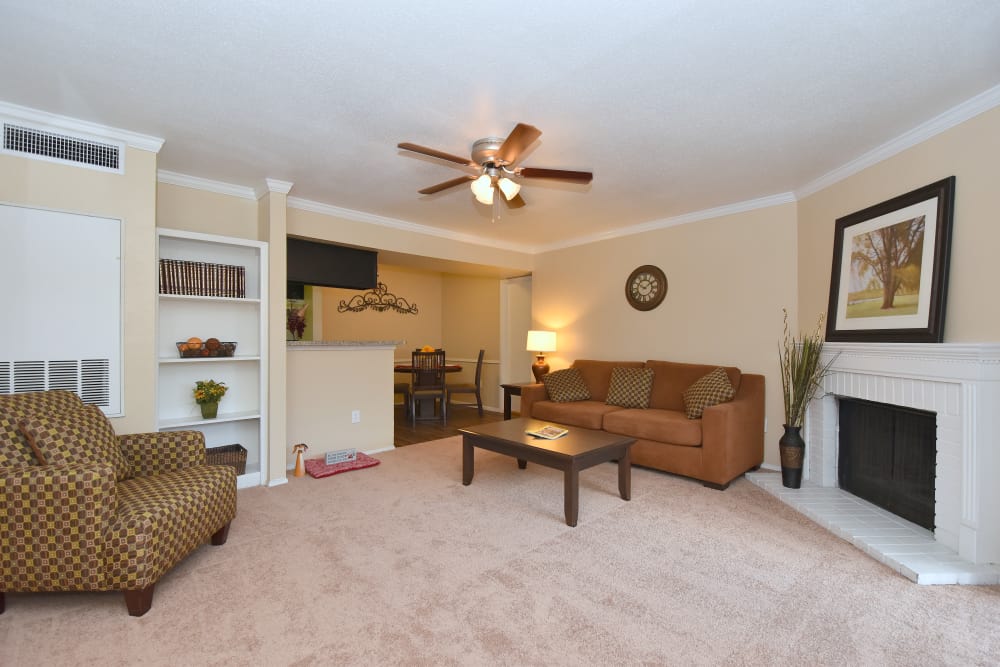 Photos of Humble Apartments with Air Conditioning