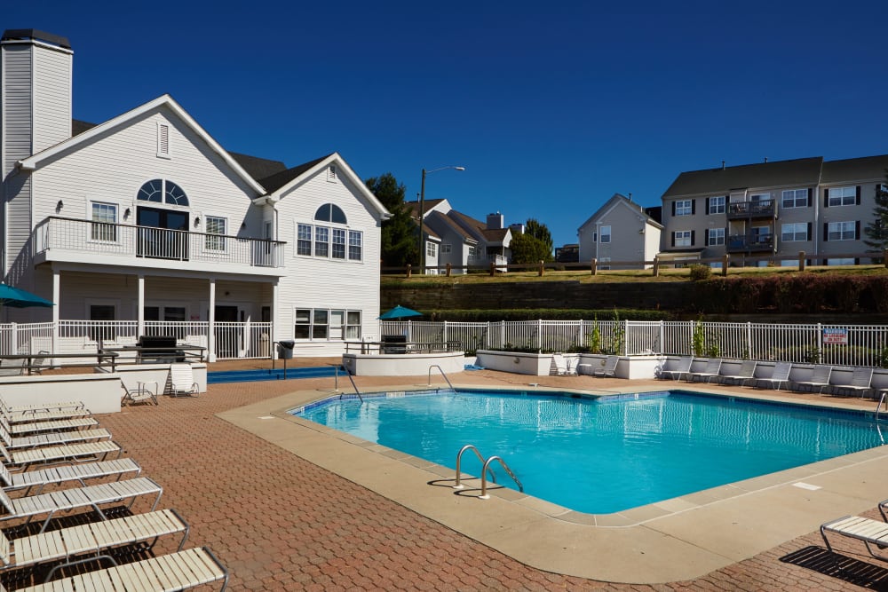 Photos of Middletown Ridge Apartments in Middletown, CT