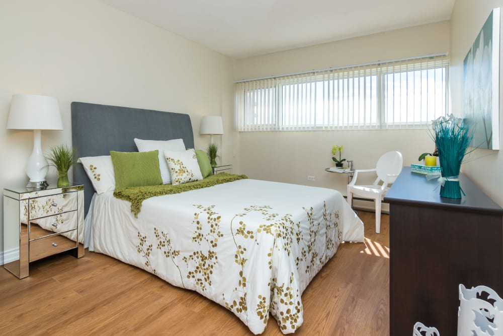 Apartments in Kingsland, Calgary, AB (near Ogden) | Glenmore Heights