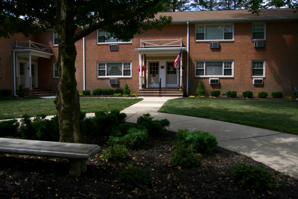 Apartments for Rent in Bordentown, NJ | Riverwood Commons