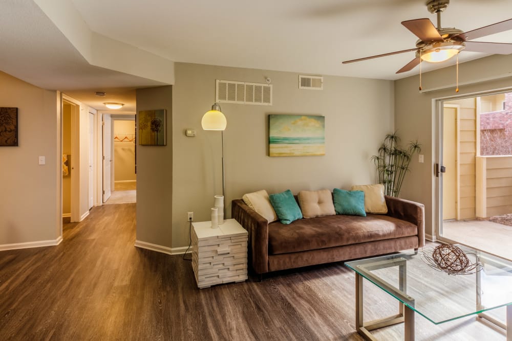 Photos Of Willow Run Village Apartments In Broomfield
