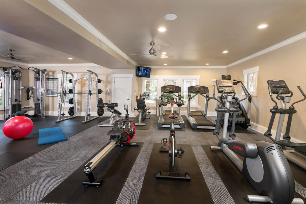 Fitness Center at Villas on Hampton Avenue