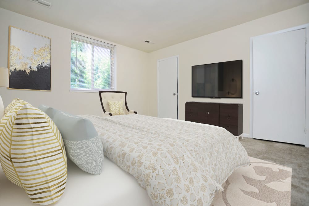 Beautiful Bedroom at Quail Hollow Apartment Homes in Glen Burnie, Maryland