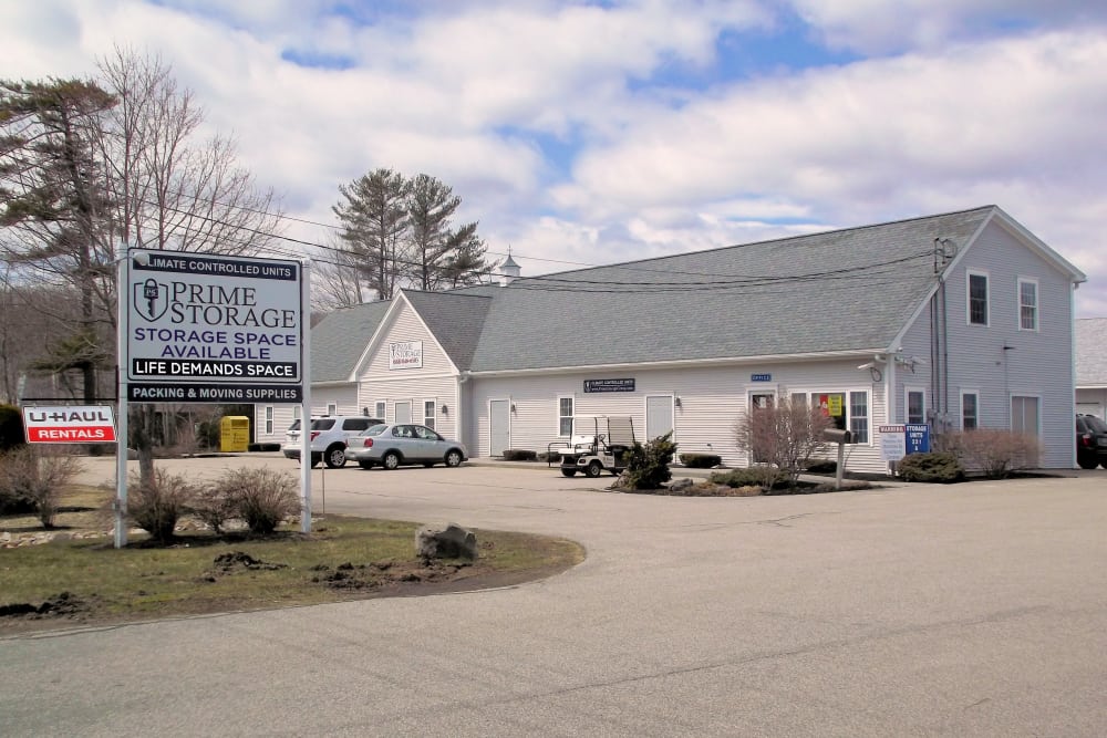 Self Storage Units York Me Prime Entrance At Prime Storage In York Maine