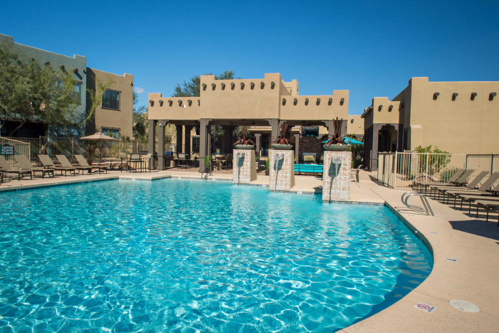 Swimming pool at Las Colinas at Black Canyon in Phoenix, Arizona