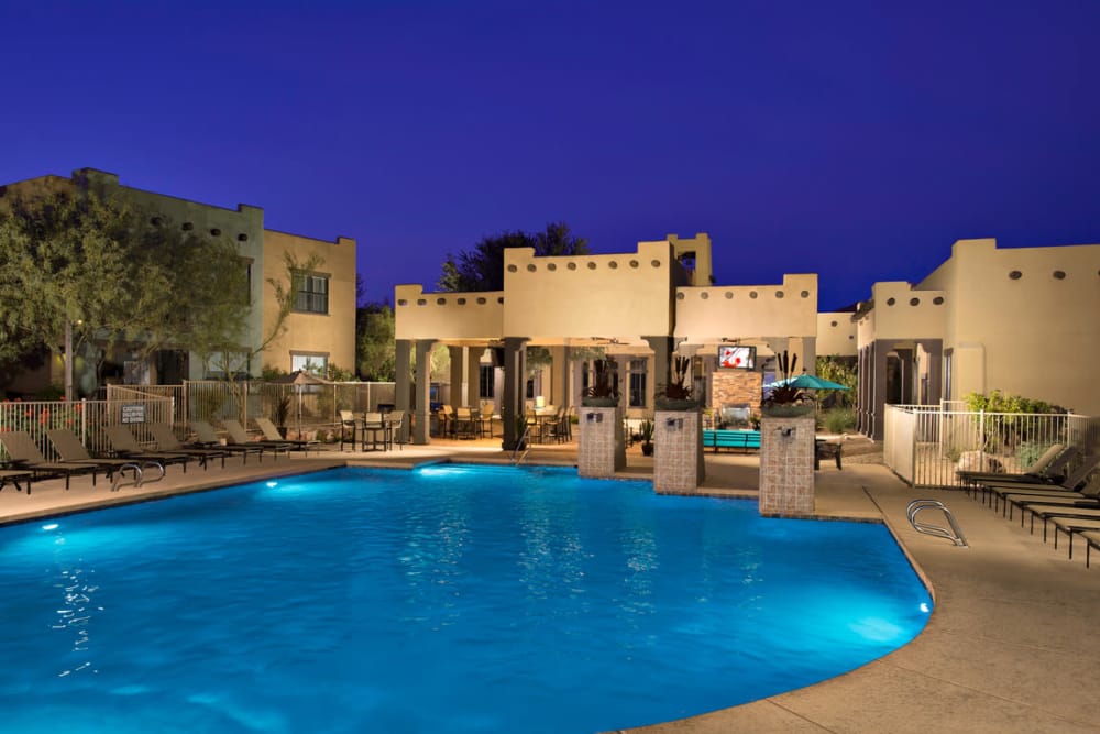 Night view at the luxury pool in Phoenix, AZ