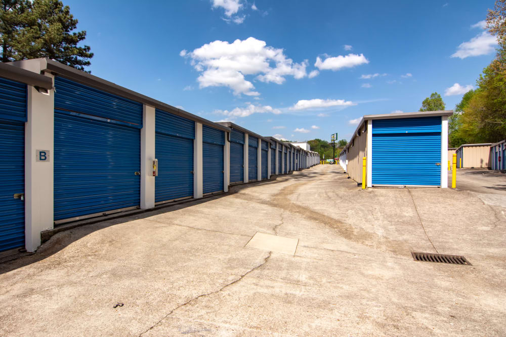 Outdoor at Metro Self Storage in Decatur, GA