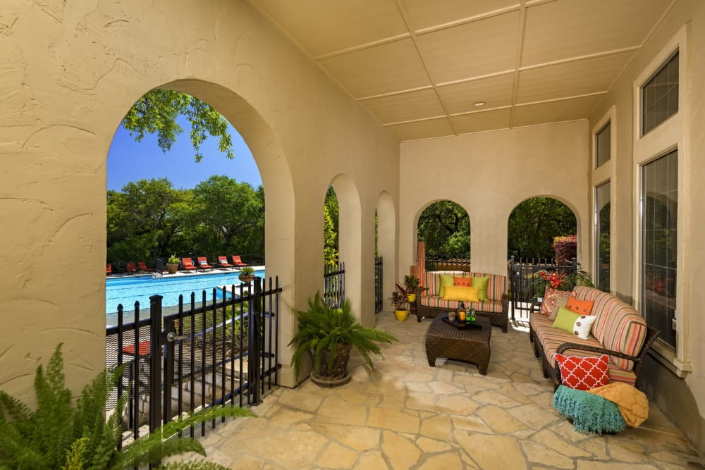 Pavilion overlooking swimming pool at Villas of Vista Del Norte