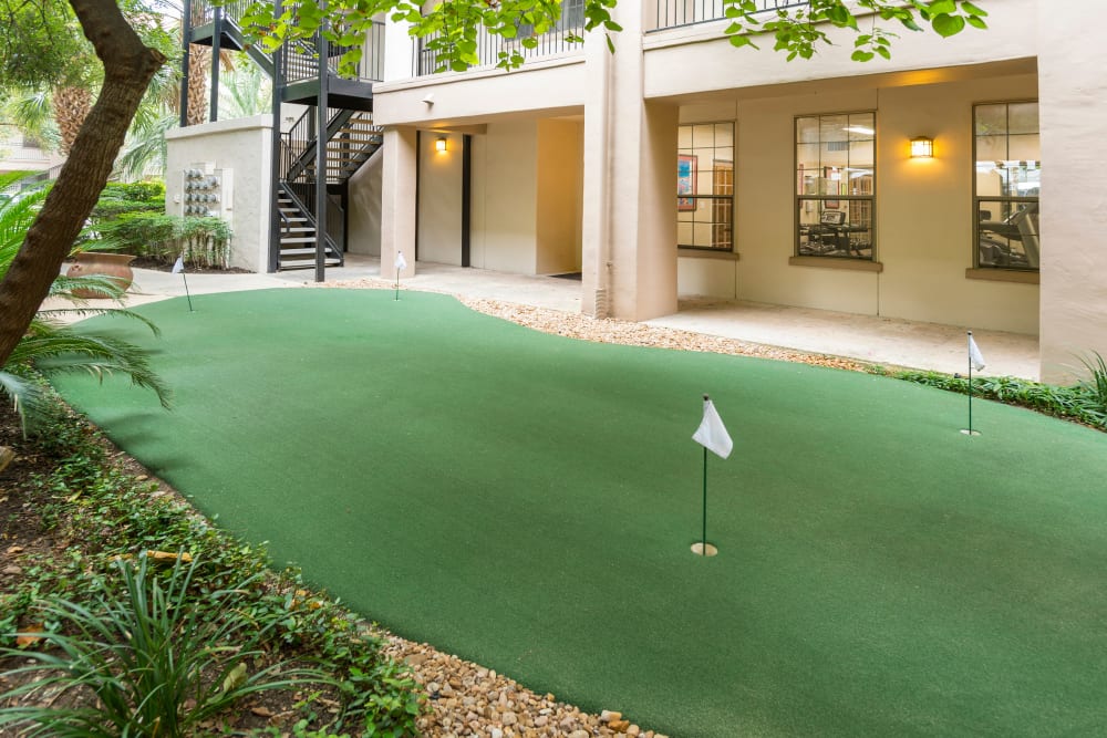 Putting Green at The Vintage