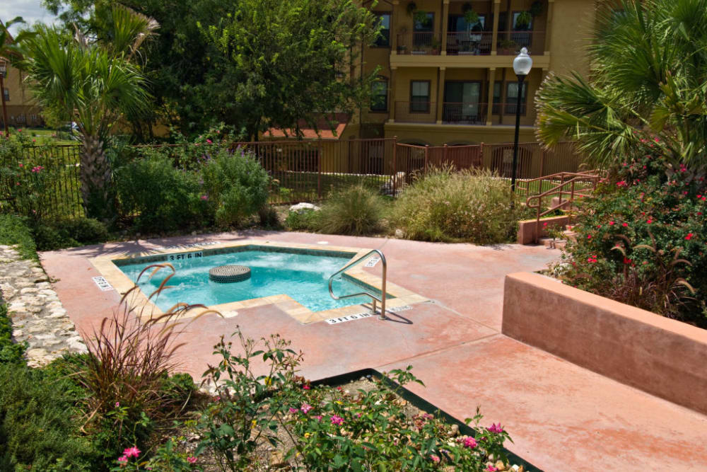 Outdoor spa at Villas at Medical Center