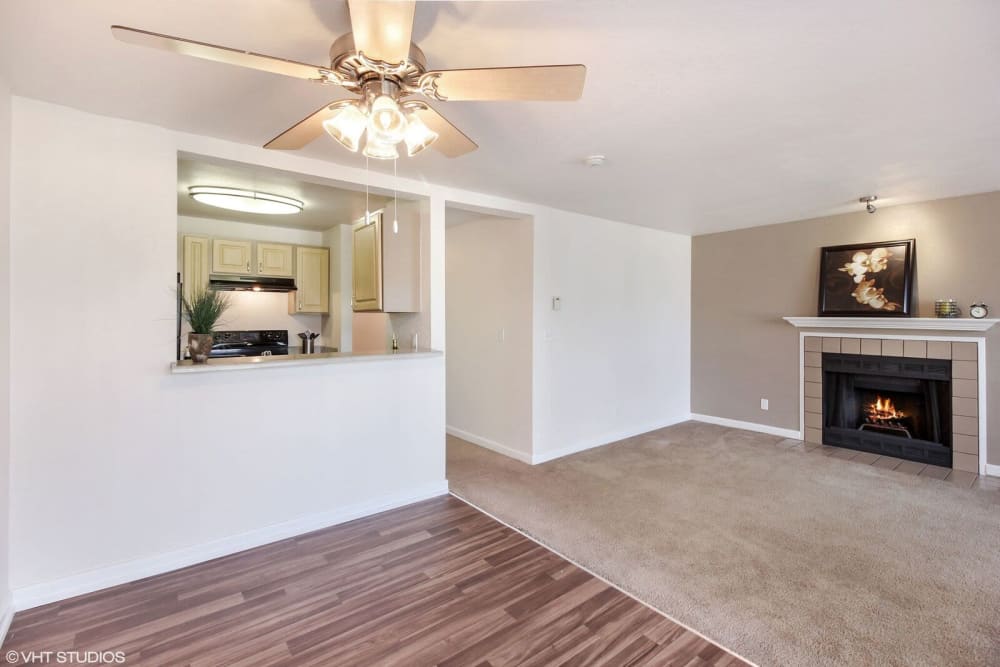 Living Room at Maple Glen Apartments in Mountlake Terrace, WA