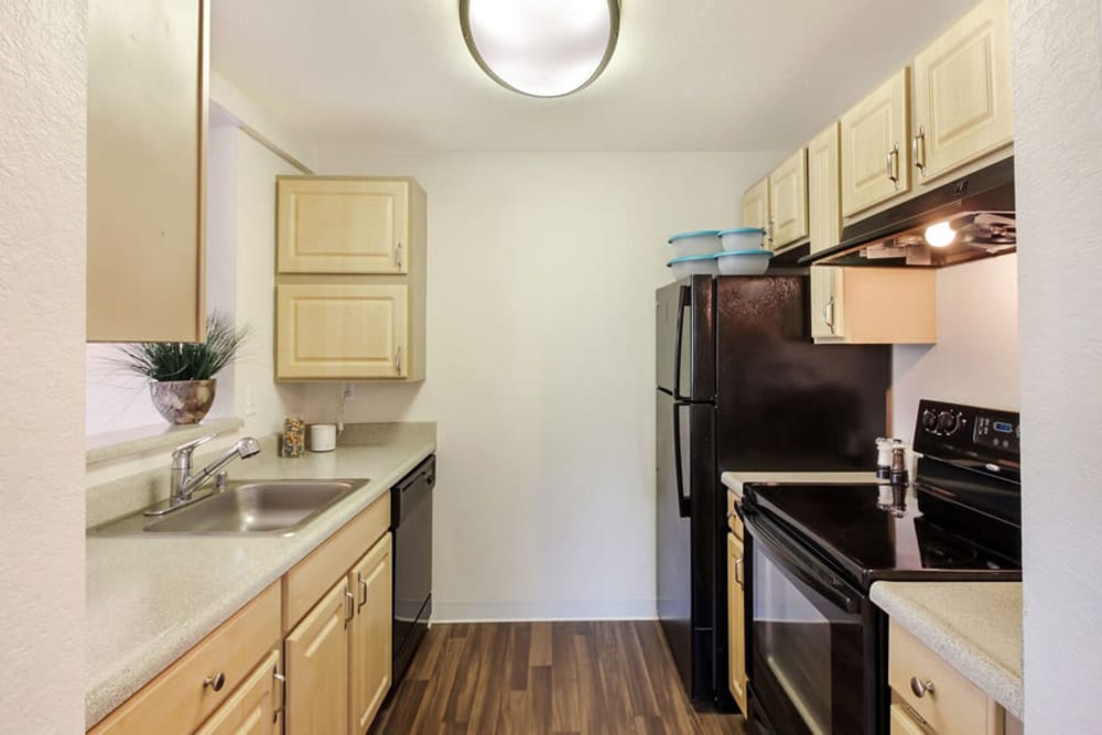 Photos of Maple Glen Apartments in Mountlake Terrace