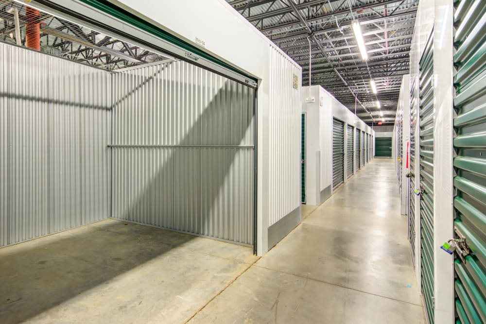Vaughn Rd Montgomery, AL Storage Features Metro Self Storage