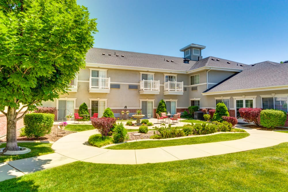 Sandy, Draper, UT Senior Living The Wentworth at Draper