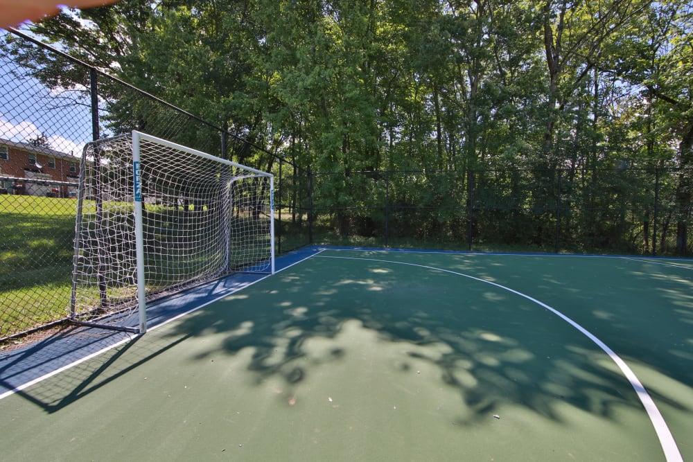 Enjoy apartments with a sports court at The Glens at Diamond Ridge in Baltimore, Maryland