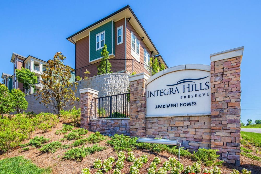 Front entrance to Integra Hills Preserve Apartments in Ooltewah, Tennessee