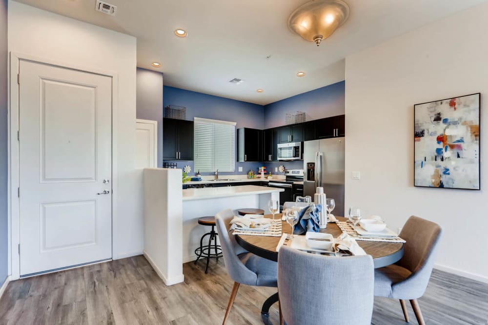Dining area at Avilla Lehi Crossing in Mesa, Arizona