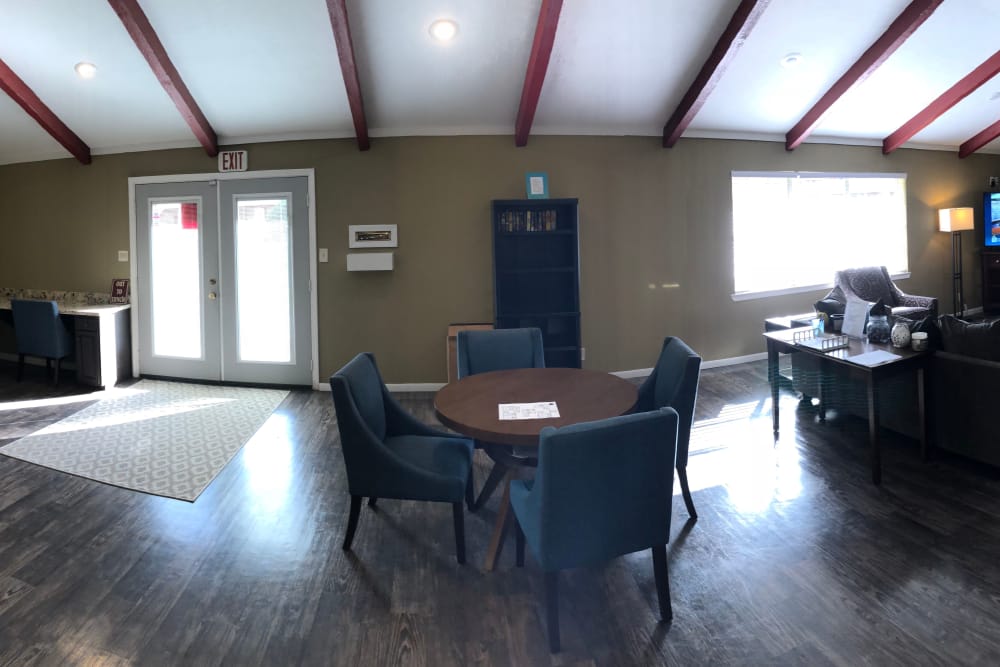 Main lobby at Cambridge in the Groves in Groves, Texas