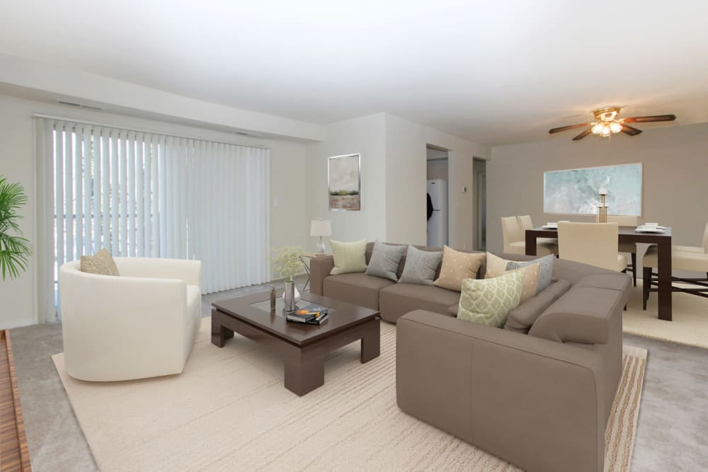 Living Room at Glen Ridge Apartment Homes in Glen Burnie, Maryland