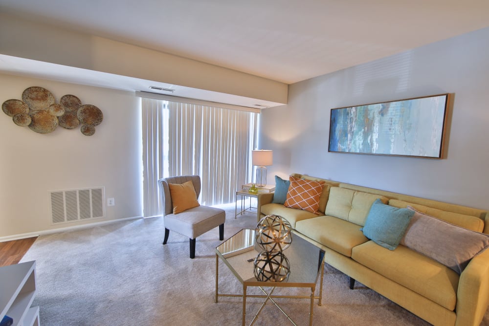 Living room at Carriage Hill Apartment Homes in Randallstown, Maryland
