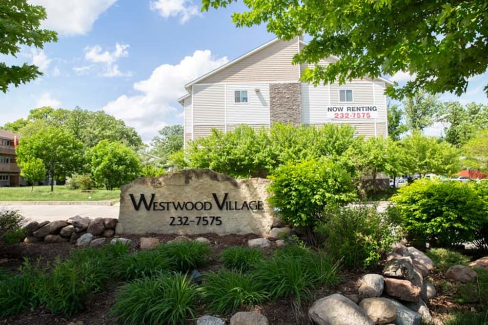 Ames Ia Student Apartments Westwood Village