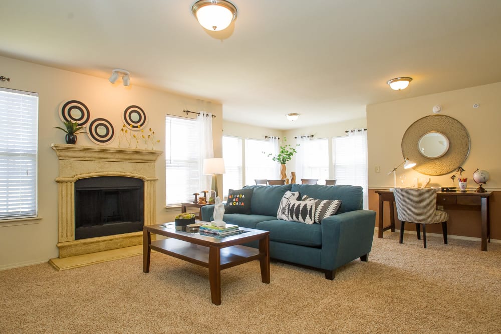 Apartments for Rent in Tulsa, OK | Tuscany Hills at Nickel ...