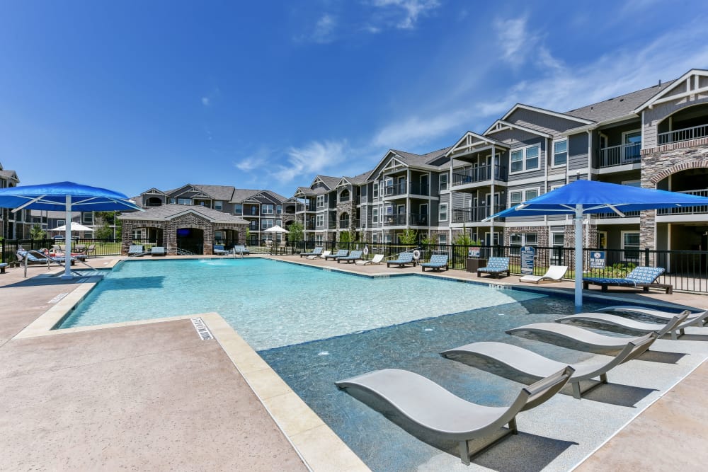 Lubbock Apartments & Townhomes | Cottages at Abbey Glen ...