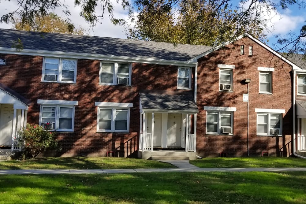 Warner Village Apartments offers beautiful apartment homes in Trenton, New Jersey