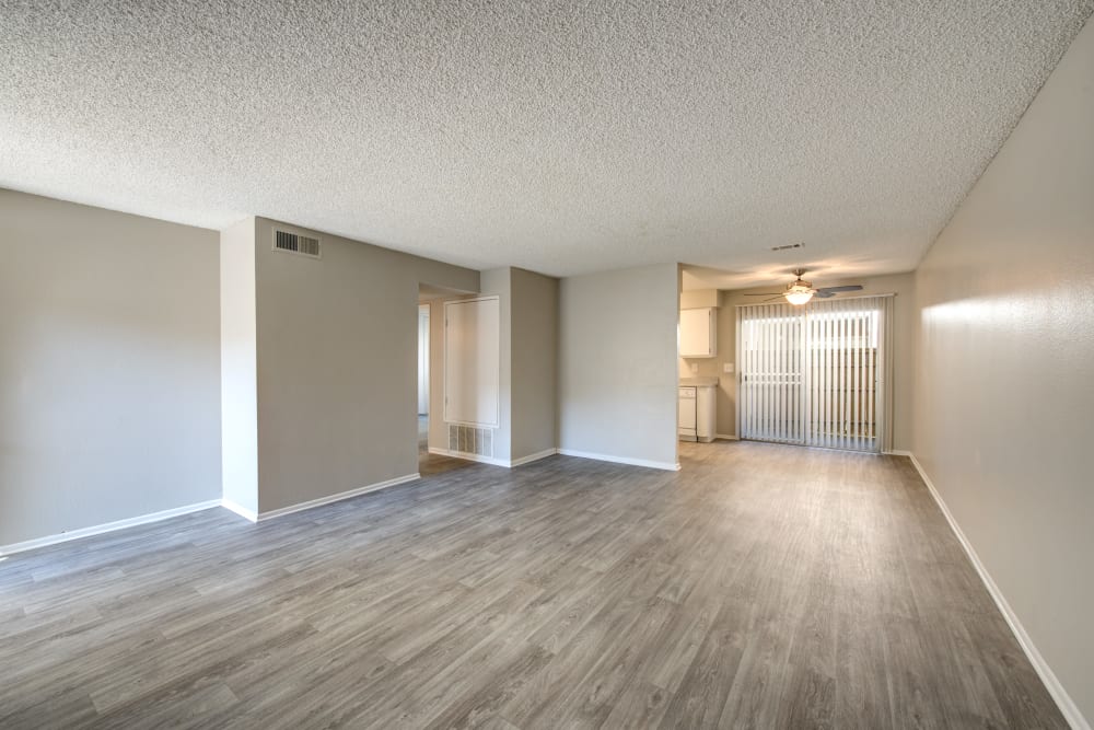 Photos of Sienna Heights Apartment Homes in Lancaster, CA