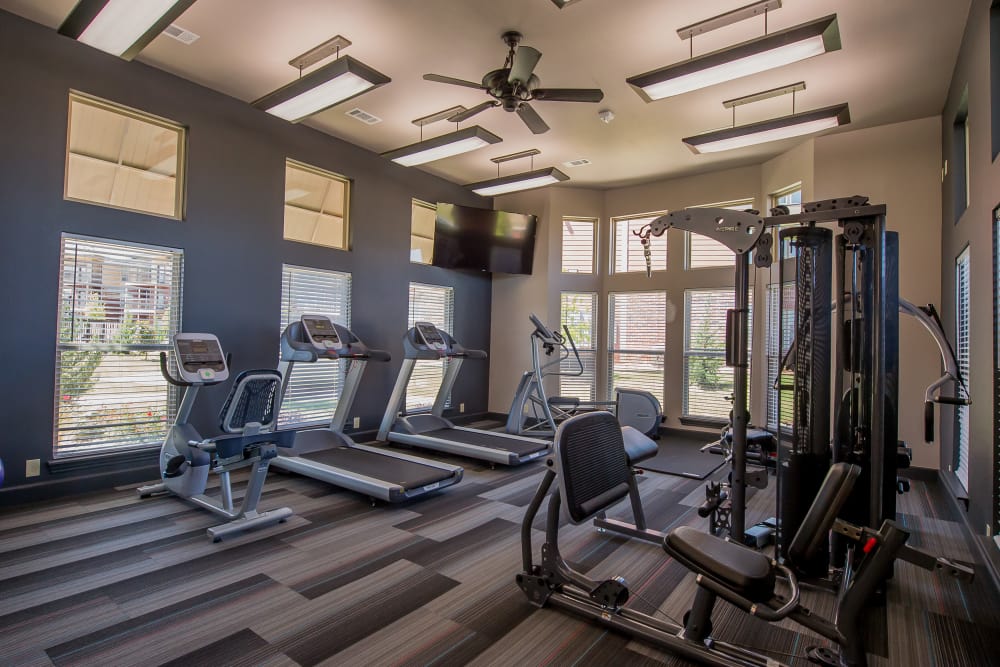 24 hour fitness center at Icon at Hewitt in Hewitt, Texas