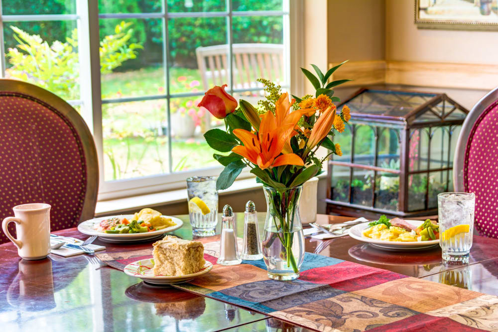 Beautiful dinner place setting at Cascade Valley Senior Living in Arlington, Washington.