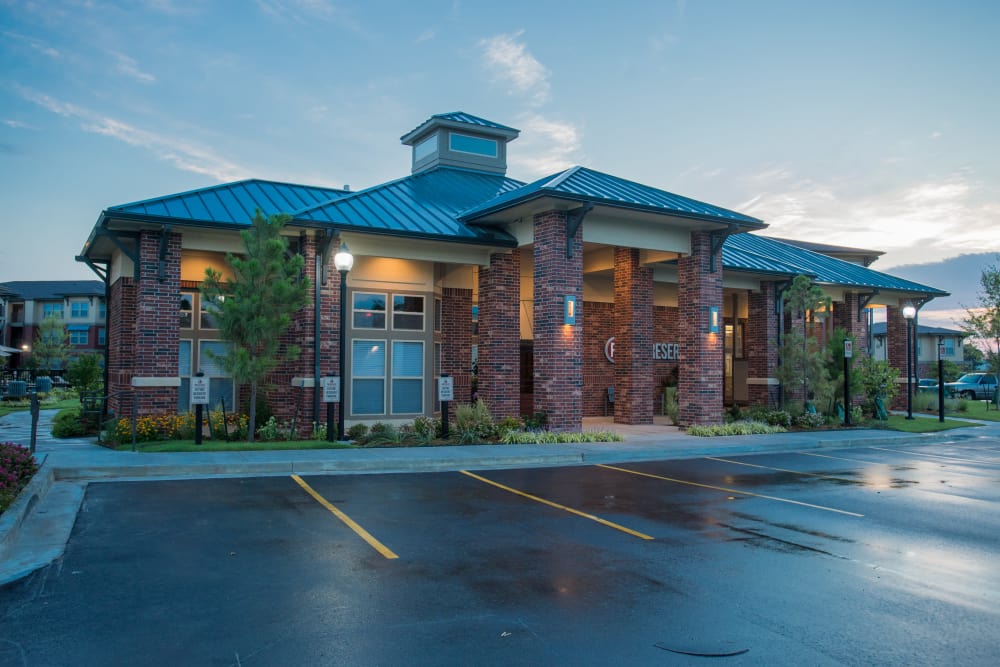 Apartments for Rent in Jenks, OK The Reserve at Elm