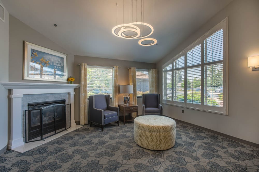 Apartment living room at Regency at Northpointe in Spokane, Washingtonl