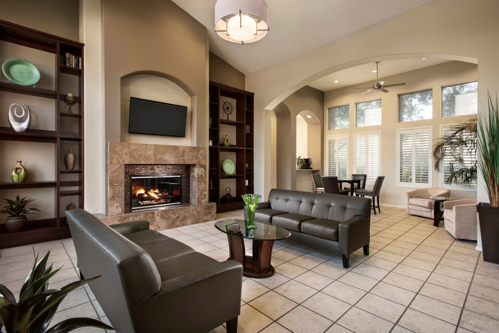 Amenities At Laguna At Arrowhead Ranch Include Walk In Closets