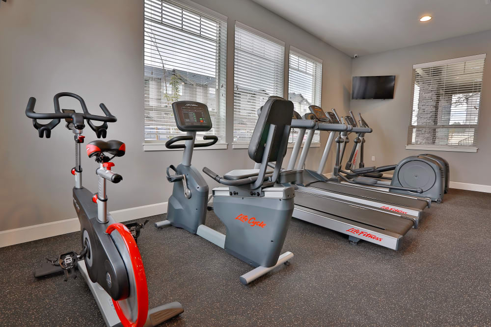 spinning bikes in the fitness center at The Fairway Apartments in Salem, Oregon